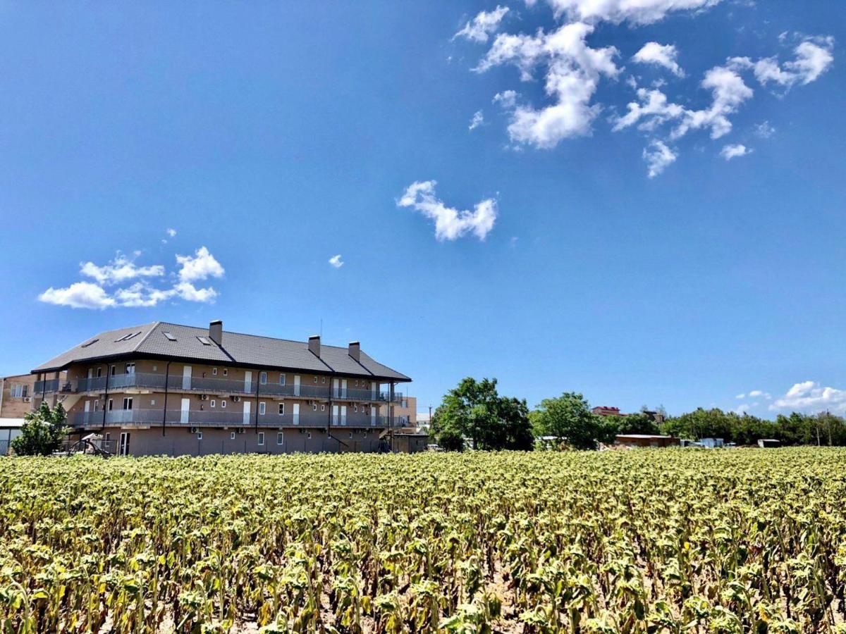 Family Hotel Gribovka Εξωτερικό φωτογραφία
