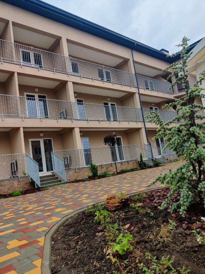 Family Hotel Gribovka Εξωτερικό φωτογραφία